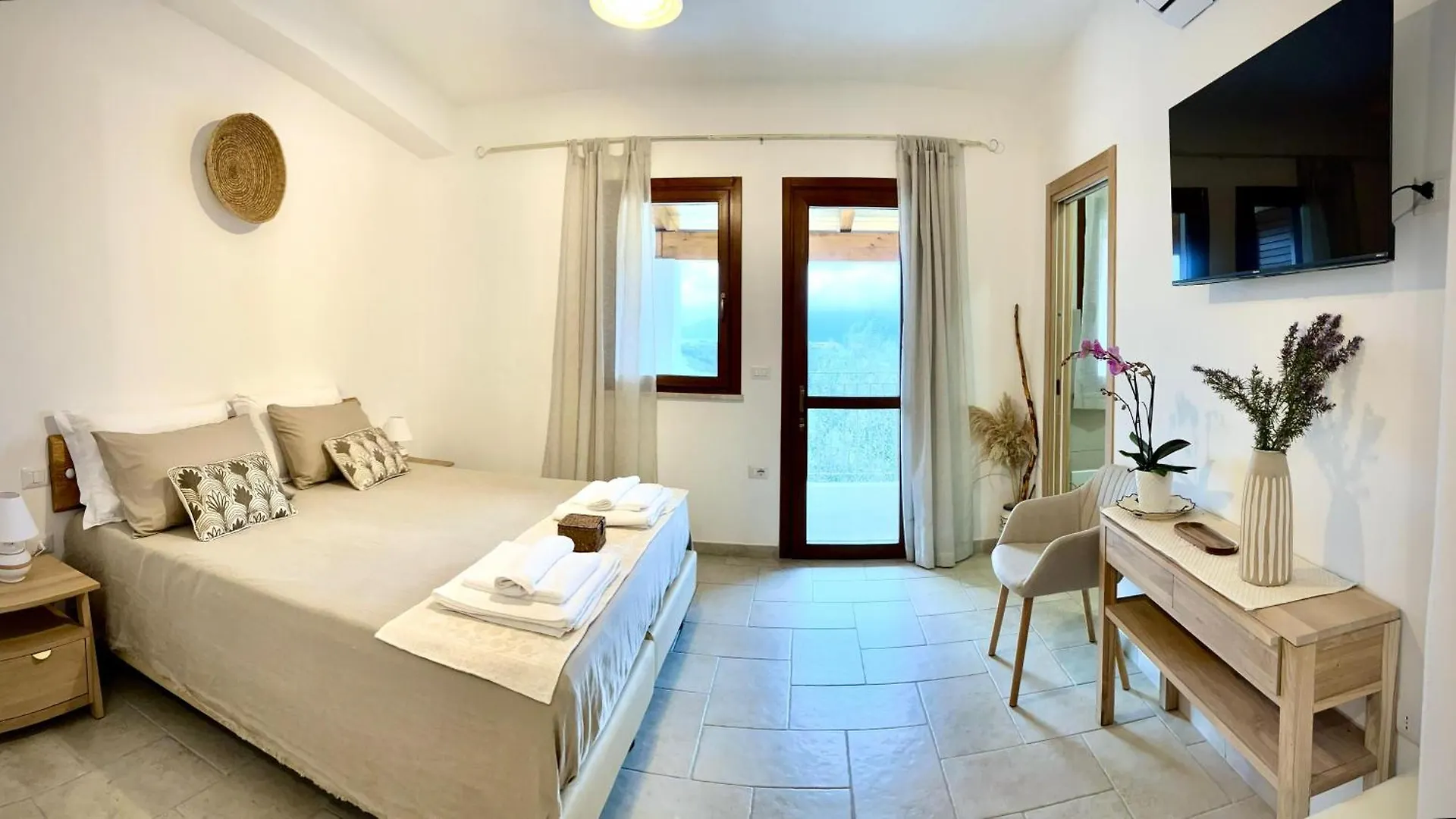 Hotel Domus La Roccia Pozzomaggiore 0*,