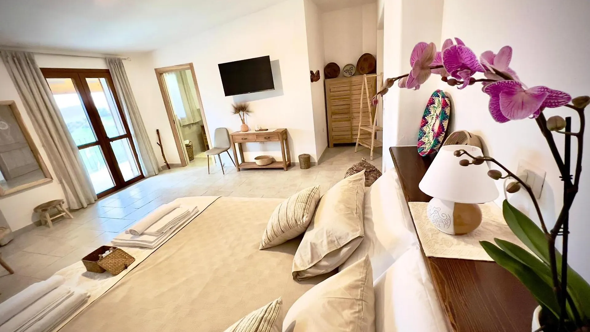 Hotel Domus La Roccia Pozzomaggiore Affittacamere